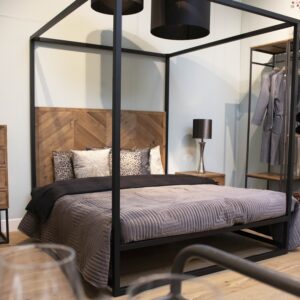 Bed Media647 Black Iron