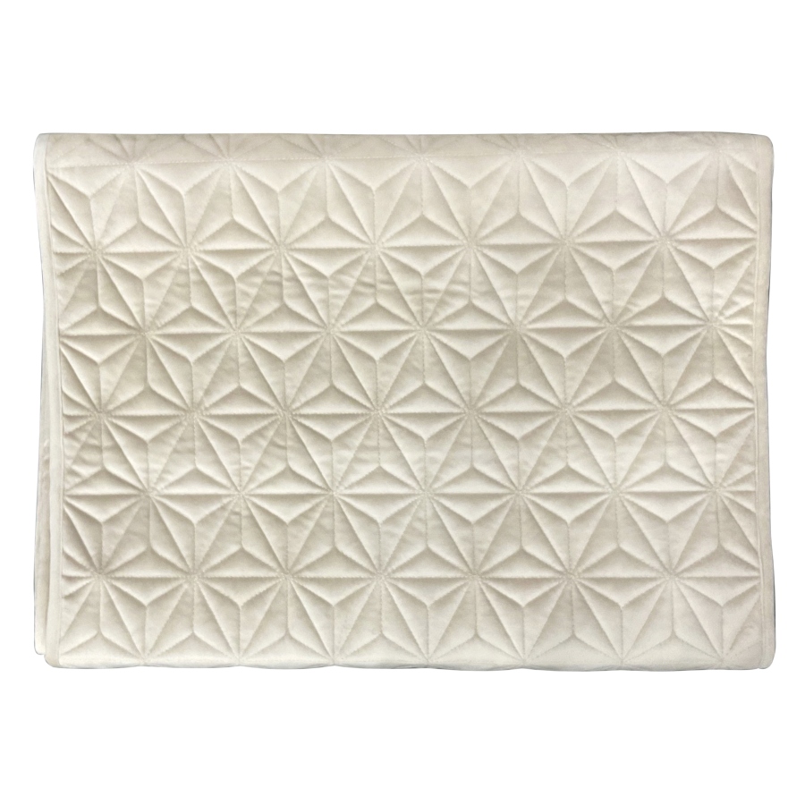 Deken Media647 Silver Fabric